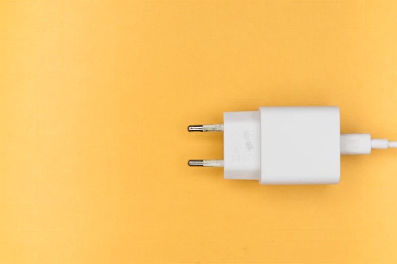 GaN充電器 65Wのイメージ